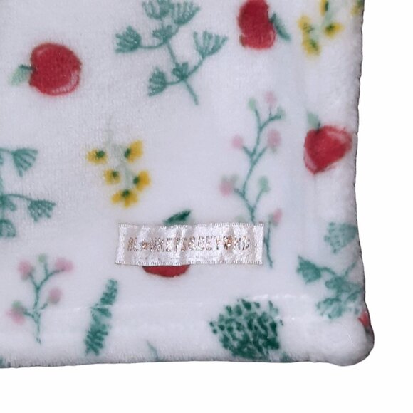 Blankets & Beyond Apples Security Lovey Blanket 31" X 28" - Picture 4 of 5